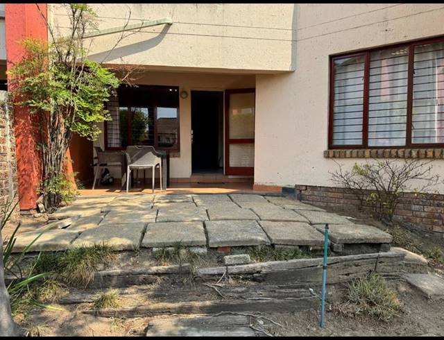 3 BEDROOM APARTMENT FOR SALE IN NORTH RIDING